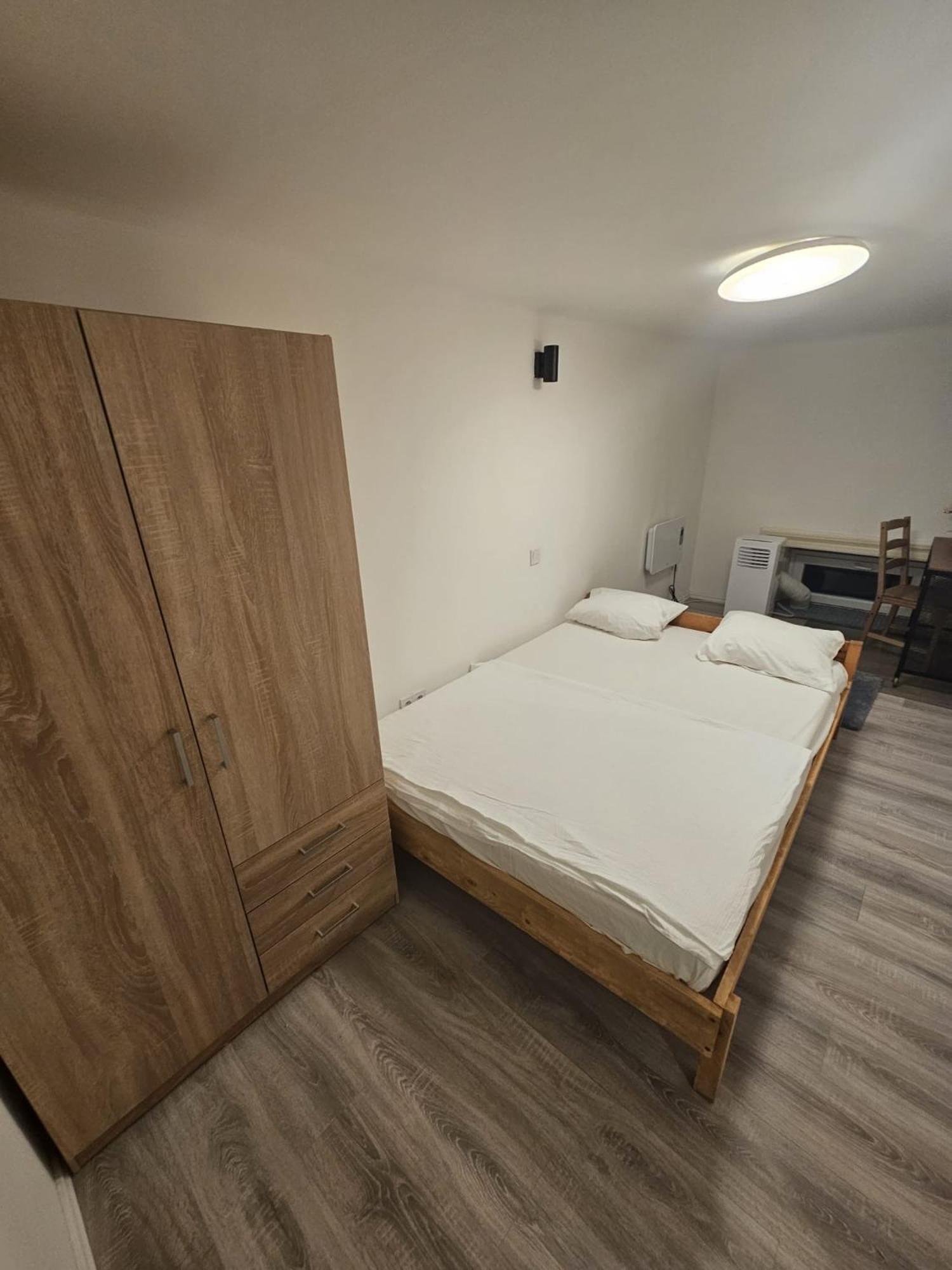 7Dab 4 Josika 28 Contactless Self Check-In Hotel Budapest Exterior photo